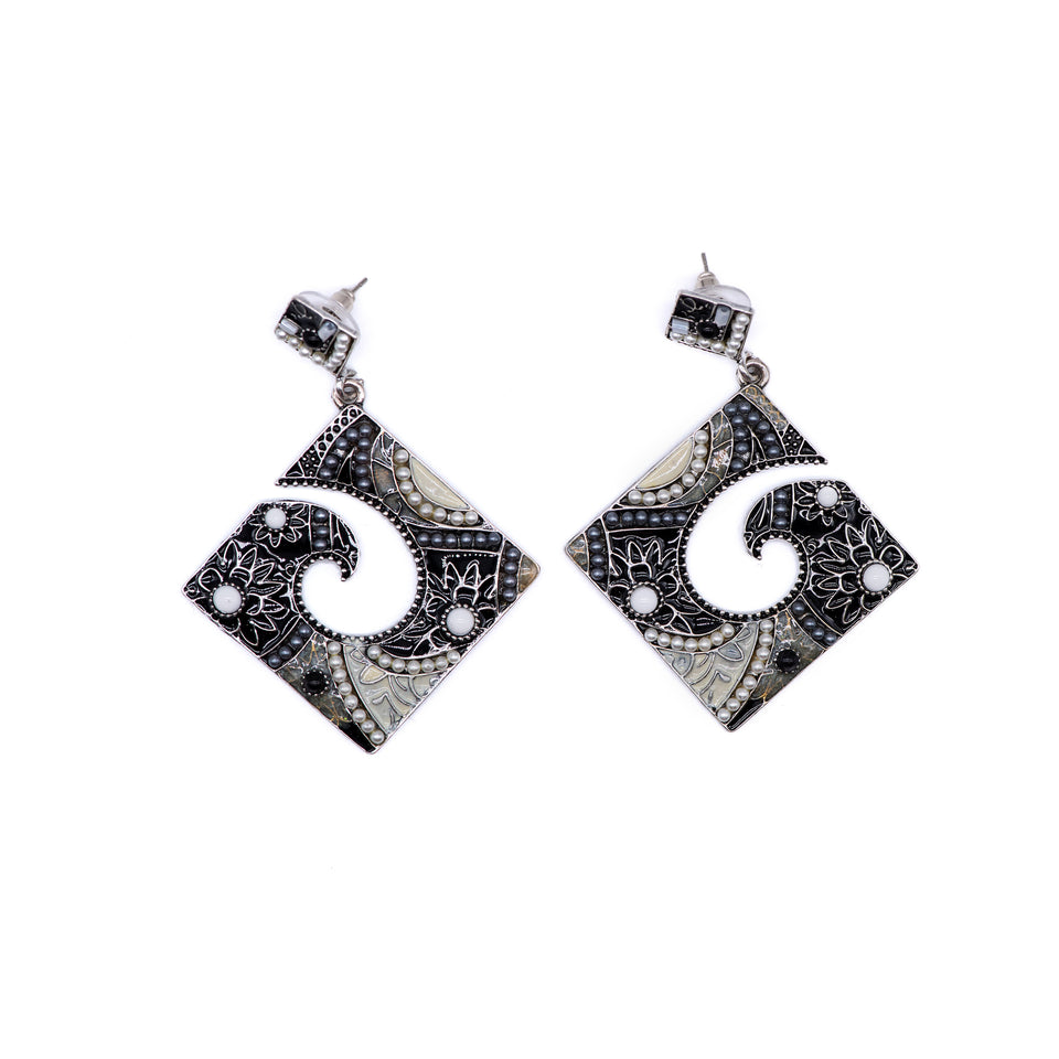 2-Piece Enamel Abstract Floral Earrings